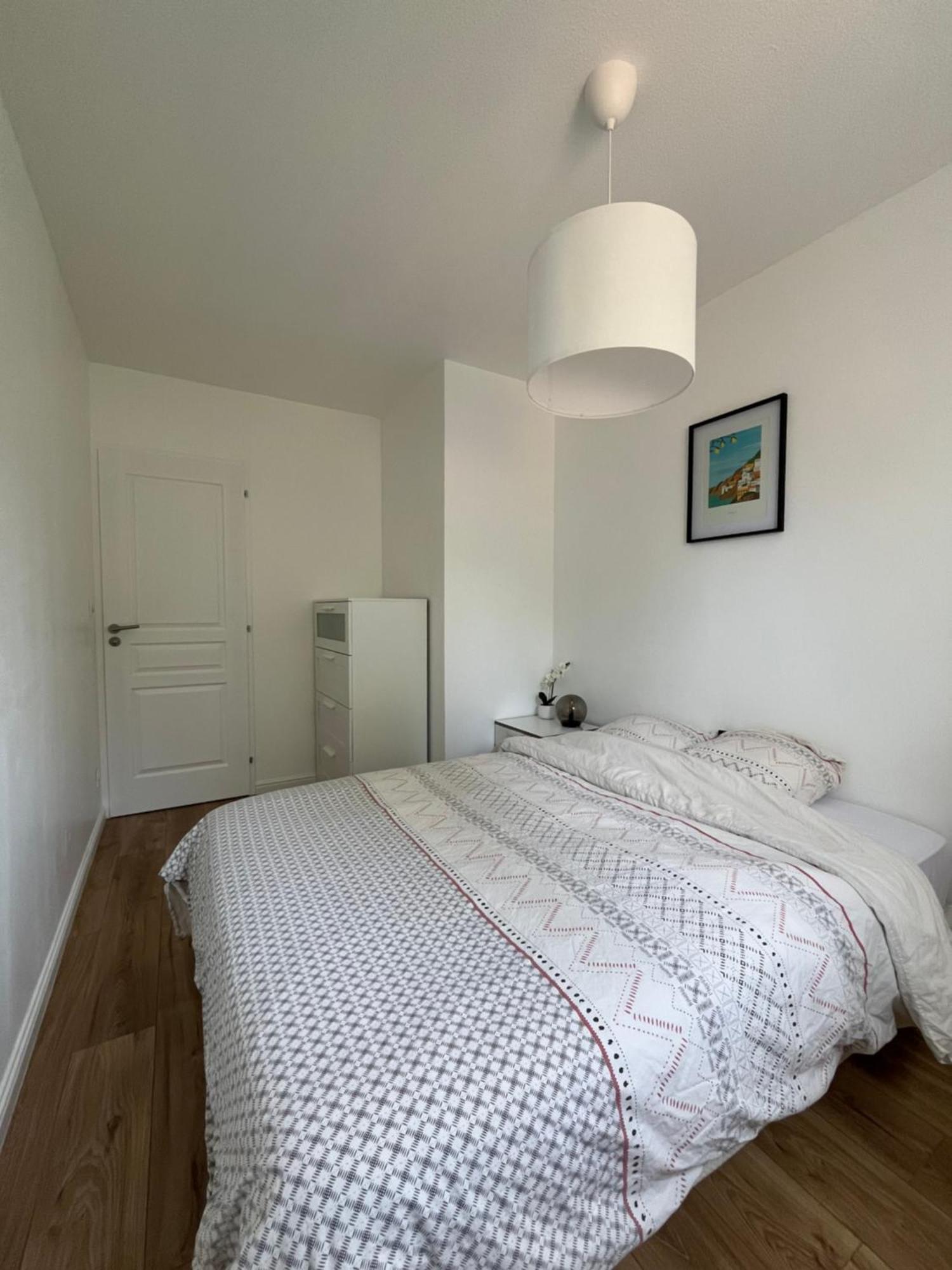 Appartement Cosy Et Confortable Saint-Genis-Laval Eksteriør bilde
